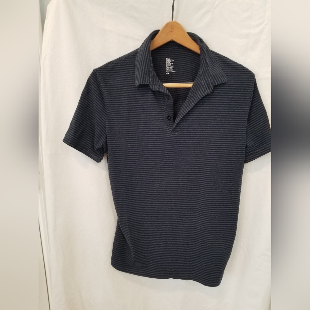 H&M button down polo men's size medium